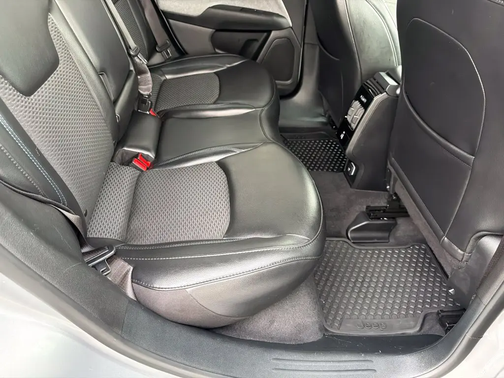 2023 Jeep Compass - $20,979
