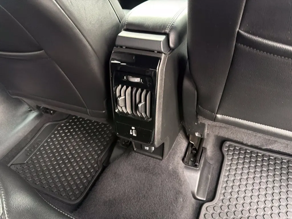 2023 Jeep Compass - $20,979