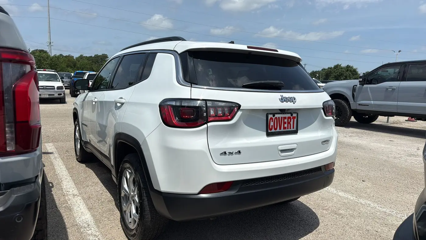 2024 Jeep Compass Altitude