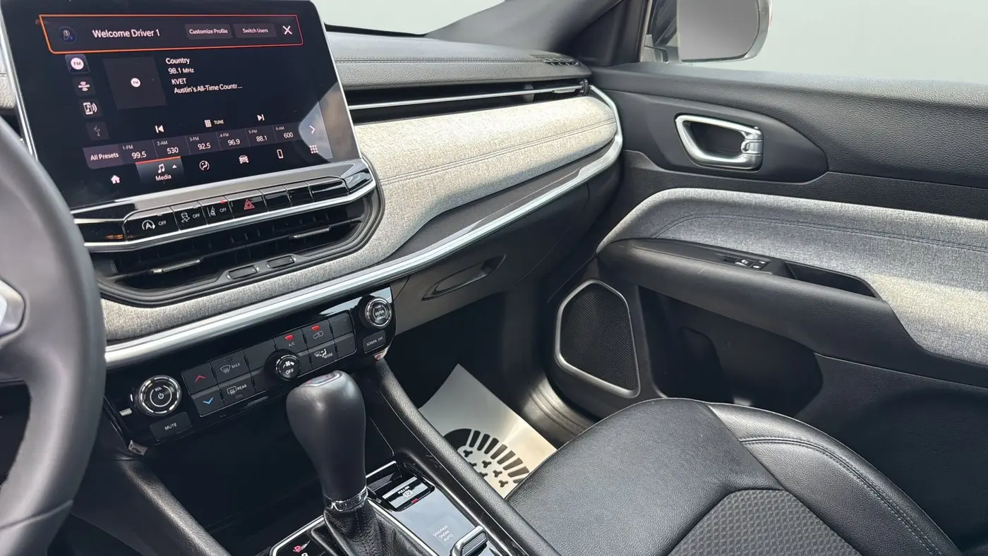 2024 Jeep Compass Altitude