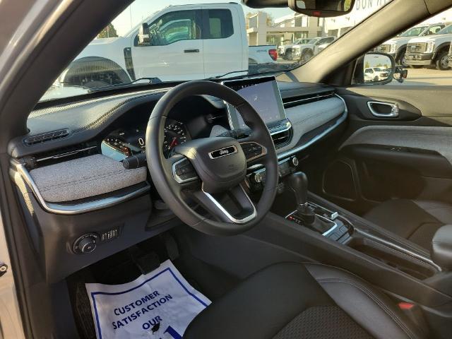 2024 Jeep Compass - $18,700