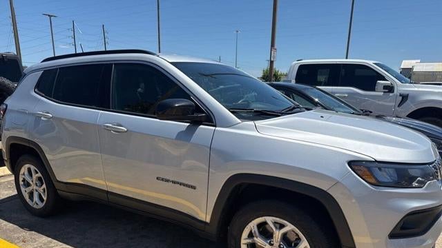 Preowned 2024 Jeep Compass Latitude for Sale