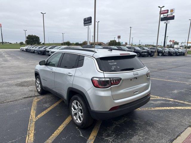 2024 Jeep Compass - $19,962