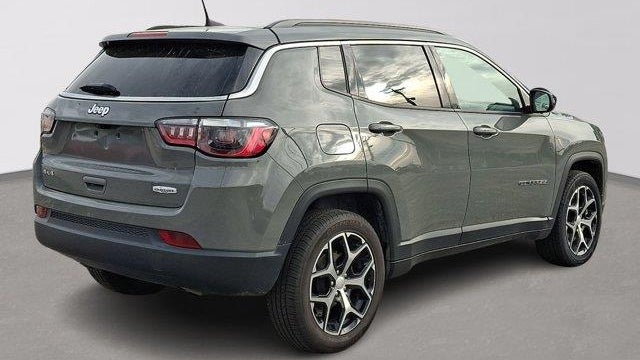 2024 Jeep Compass Latitude