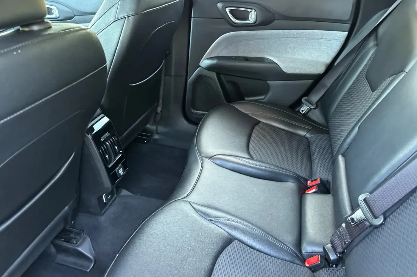 2024 Jeep Compass - $18,176