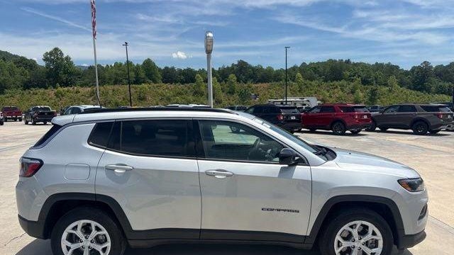 2024 Jeep Compass Altitude