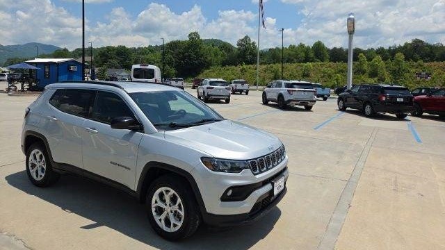 2024 Jeep Compass Altitude