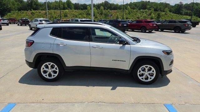 2024 Jeep Compass Altitude