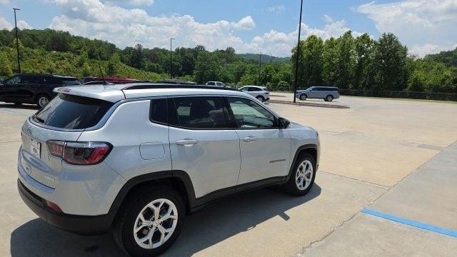 2024 Jeep Compass Altitude