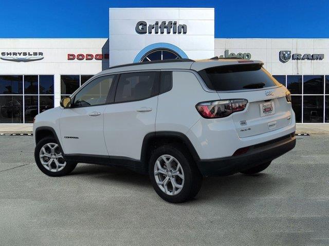 2024 Jeep Compass - $18,802