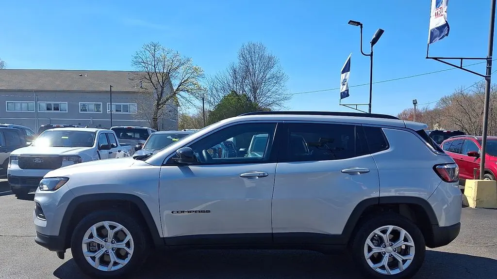 2024 Jeep Compass Latitude