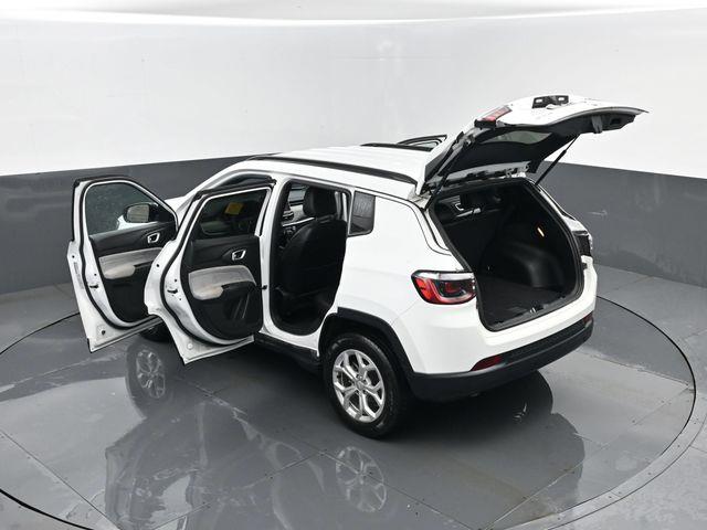 2024 Jeep Compass - $17,123