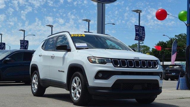 2024 Jeep Compass Altitude