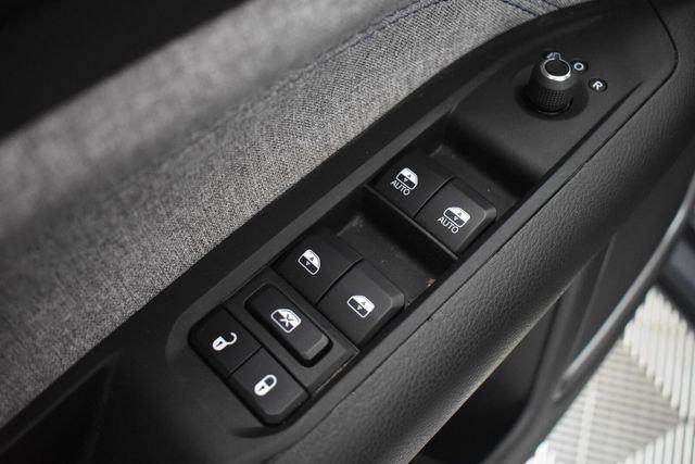 2024 Jeep Compass - $18,855