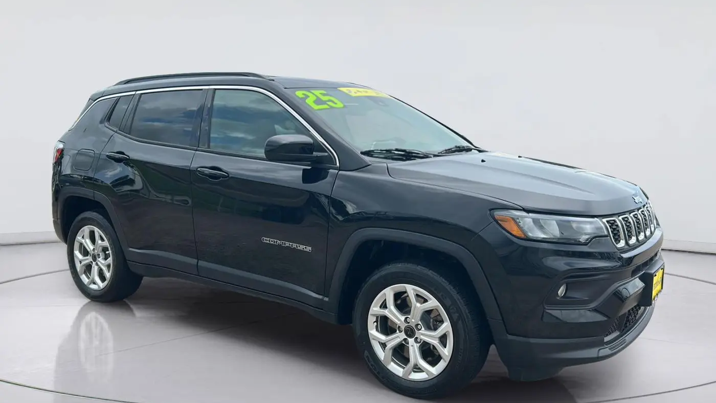 Preowned 2025 Jeep Compass Latitude for Sale