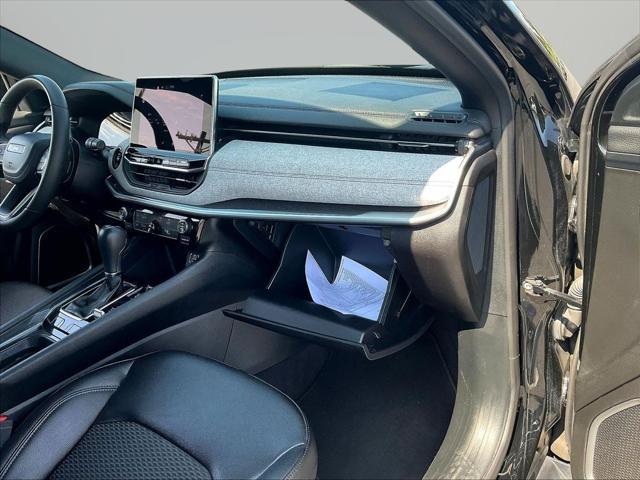 2024 Jeep Compass - $16,998