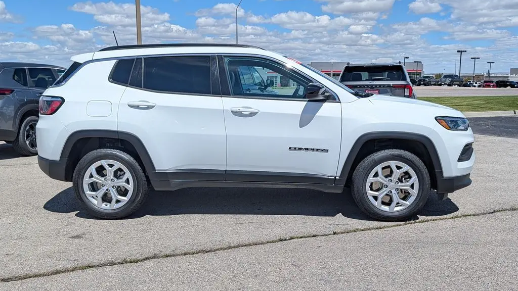 2024 Jeep Compass Latitude
