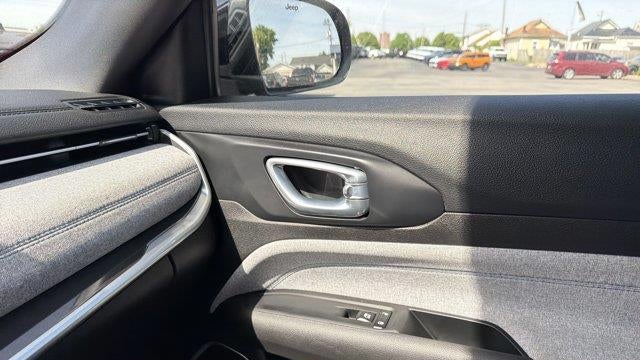 2024 Jeep Compass Altitude