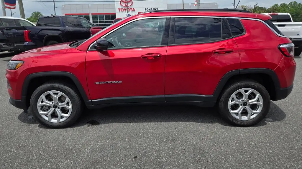 2025 Jeep Compass Latitude