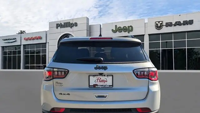 2026 Jeep Compass Latitude Altitude