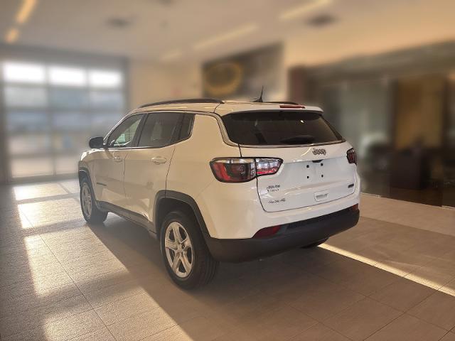 2023 Jeep Compass - $20,629