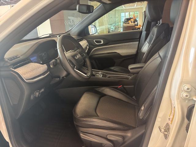 2023 Jeep Compass - $20,629