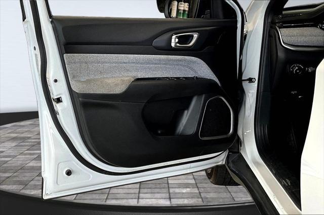 2024 Jeep Compass - $20,913