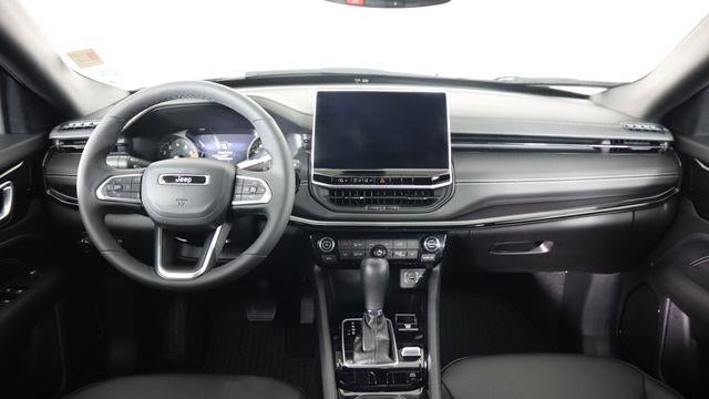 2024 Jeep Compass Altitude