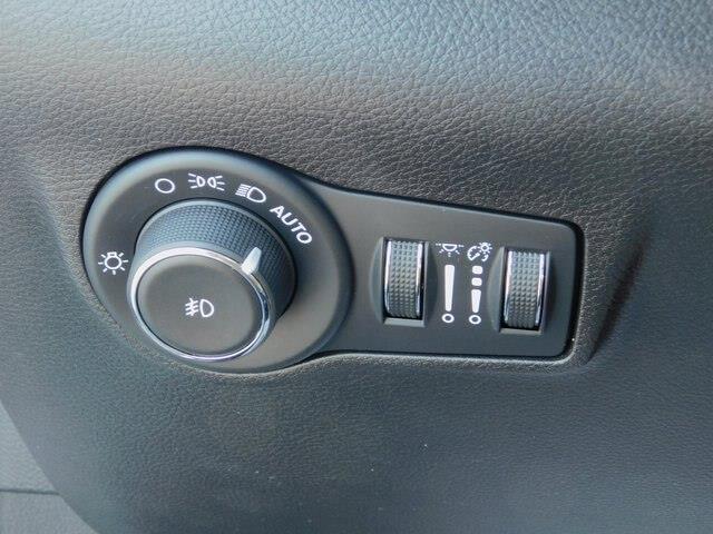 2024 Jeep Compass - $18,477
