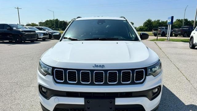 2024 Jeep Compass Altitude