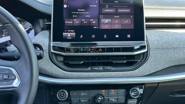 2024 Jeep Compass Altitude