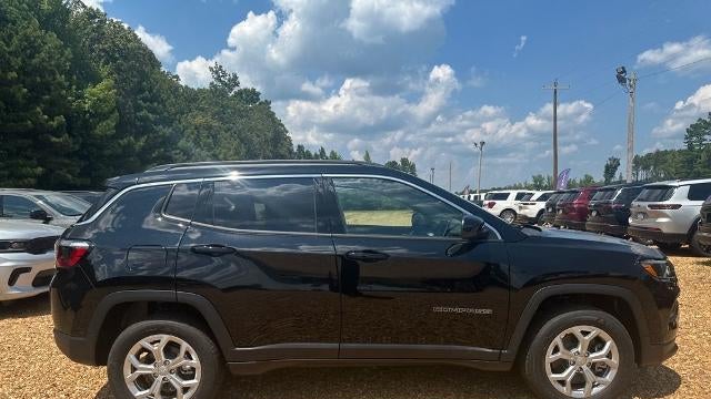 2024 Jeep Compass Altitude