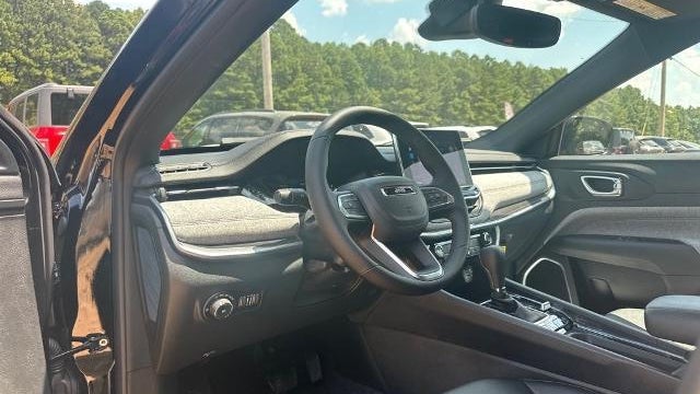 2024 Jeep Compass Altitude
