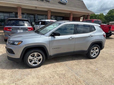 Photo of a 2024 Jeep Compass 4X4 Altitude 4DR SUV for sale