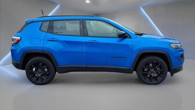 2025 Jeep Compass Latitude