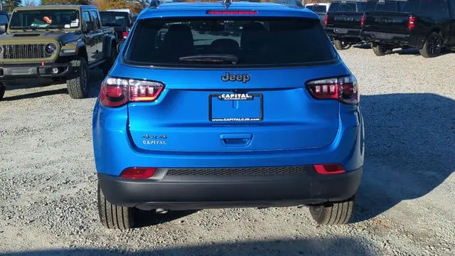 2026 Jeep Compass Latitude Altitude