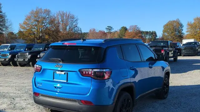 2026 Jeep Compass Latitude Altitude
