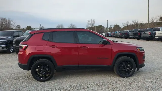 2026 Jeep Compass Latitude Altitude