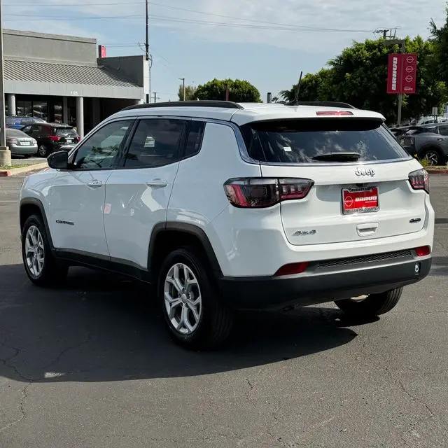 2024 Jeep Compass - $16,563
