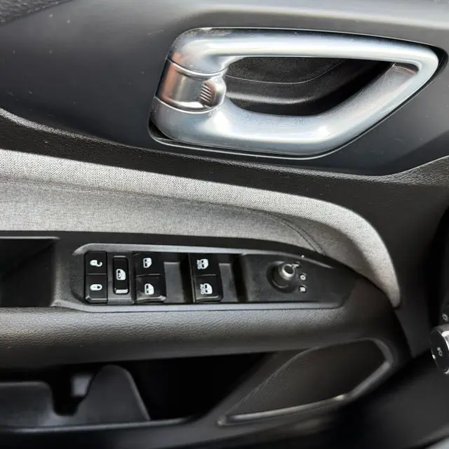 2024 Jeep Compass - $16,563