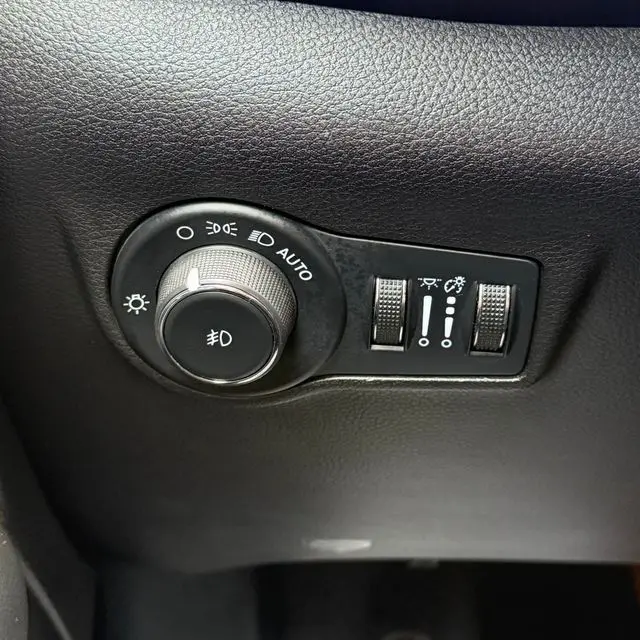 2024 Jeep Compass - $16,563