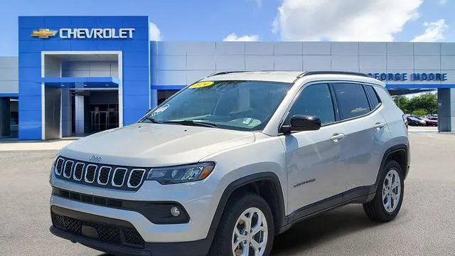 2024 Jeep Compass Latitude
