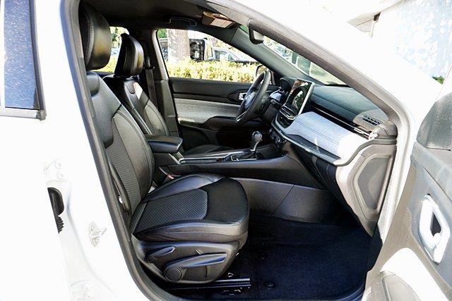 2024 Jeep Compass - $15,600