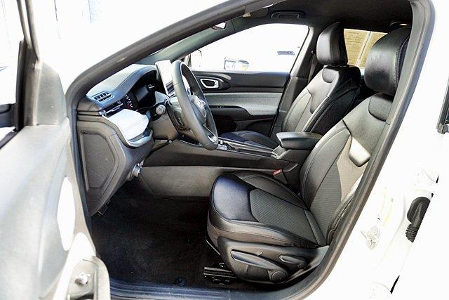2024 Jeep Compass - $15,600