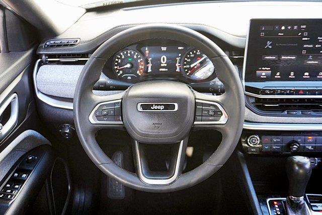 2024 Jeep Compass - $15,600