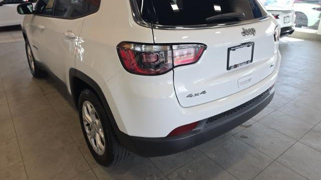 2024 Jeep Compass Altitude