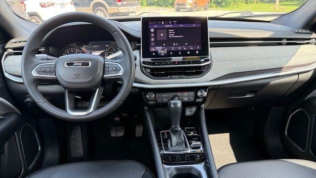 2024 Jeep Compass Altitude