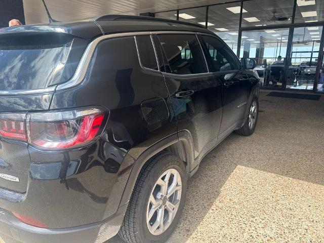 2026 Jeep Compass - $28,087