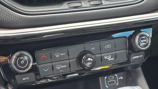 2023 Jeep Compass Altitude