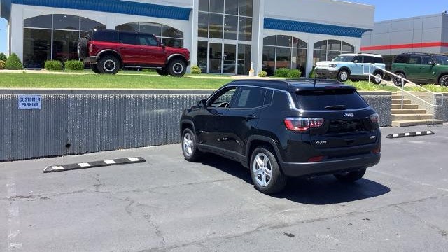 2023 Jeep Compass Latitude